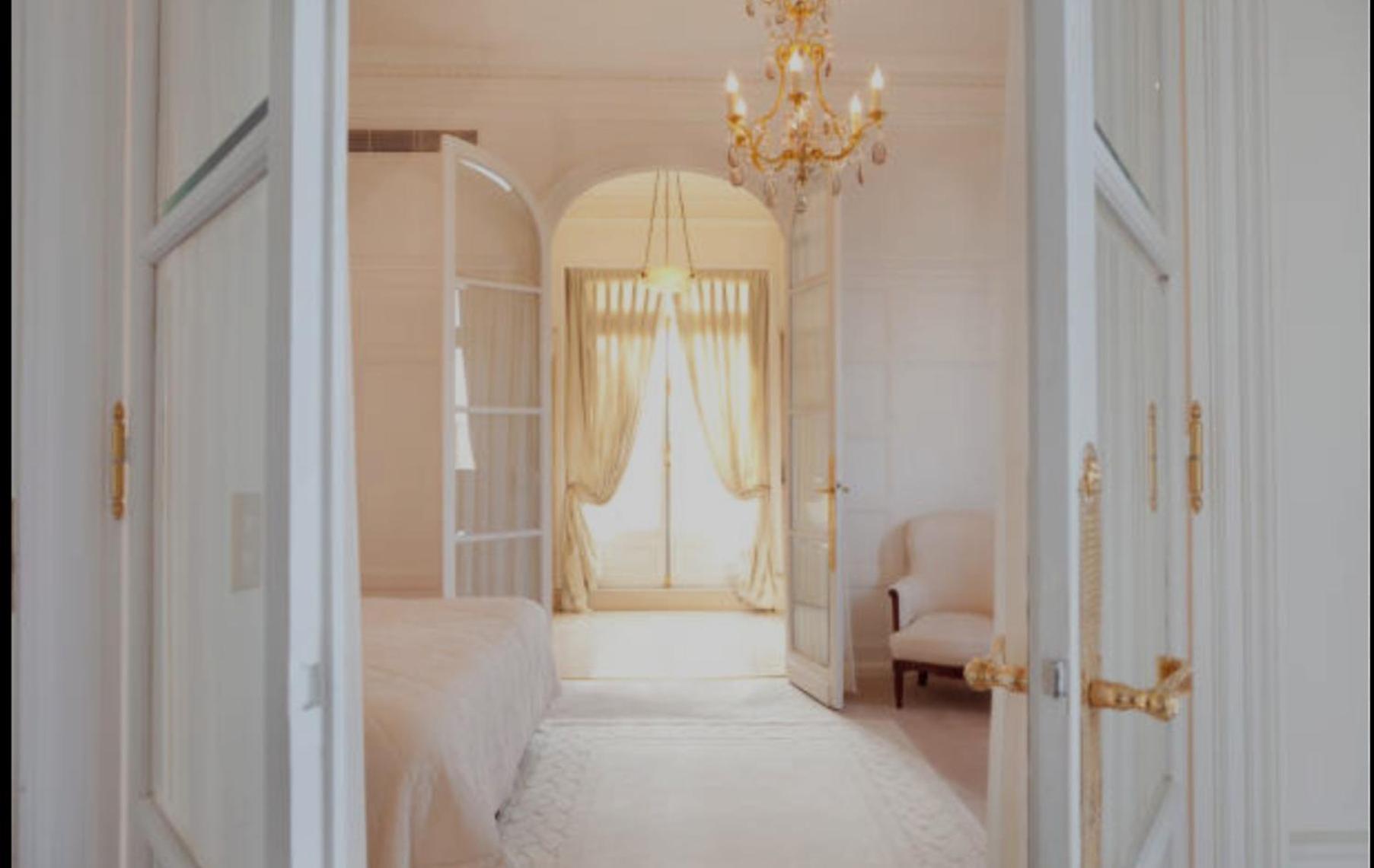 Empress Madani Palace Hotel Surrey Eksteriør bilde