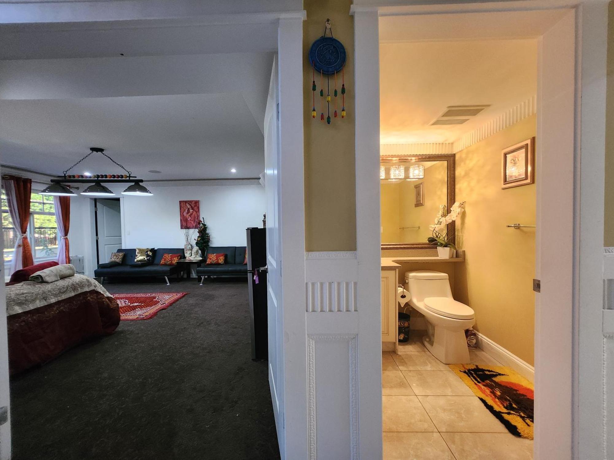 Empress Madani Palace Hotel Surrey Eksteriør bilde