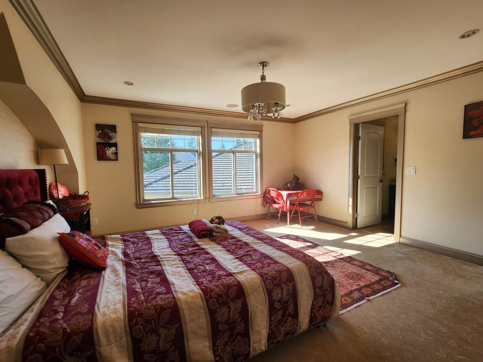 Empress Madani Palace Hotel Surrey Eksteriør bilde